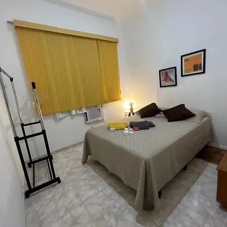 Apartamento Temporada Próximo A Praia De Ipanema!-2